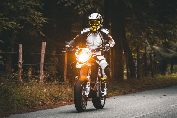 Améliorez votre style avec le kit déco aprilia rs 125